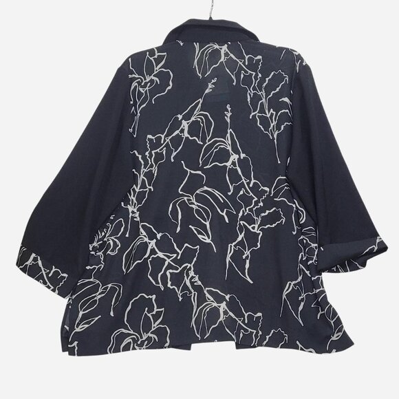 Ming Wang Xl Black button up Blouse with Floral Print and cuffed sleeves - Picture 3 of 4